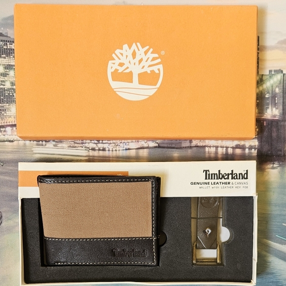 Timberland Wallet Set - Picture 8 of 8